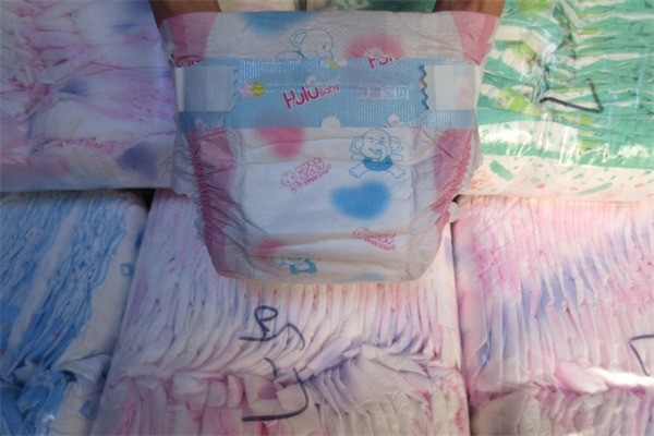 北鼻妈咪婴儿纸尿裤